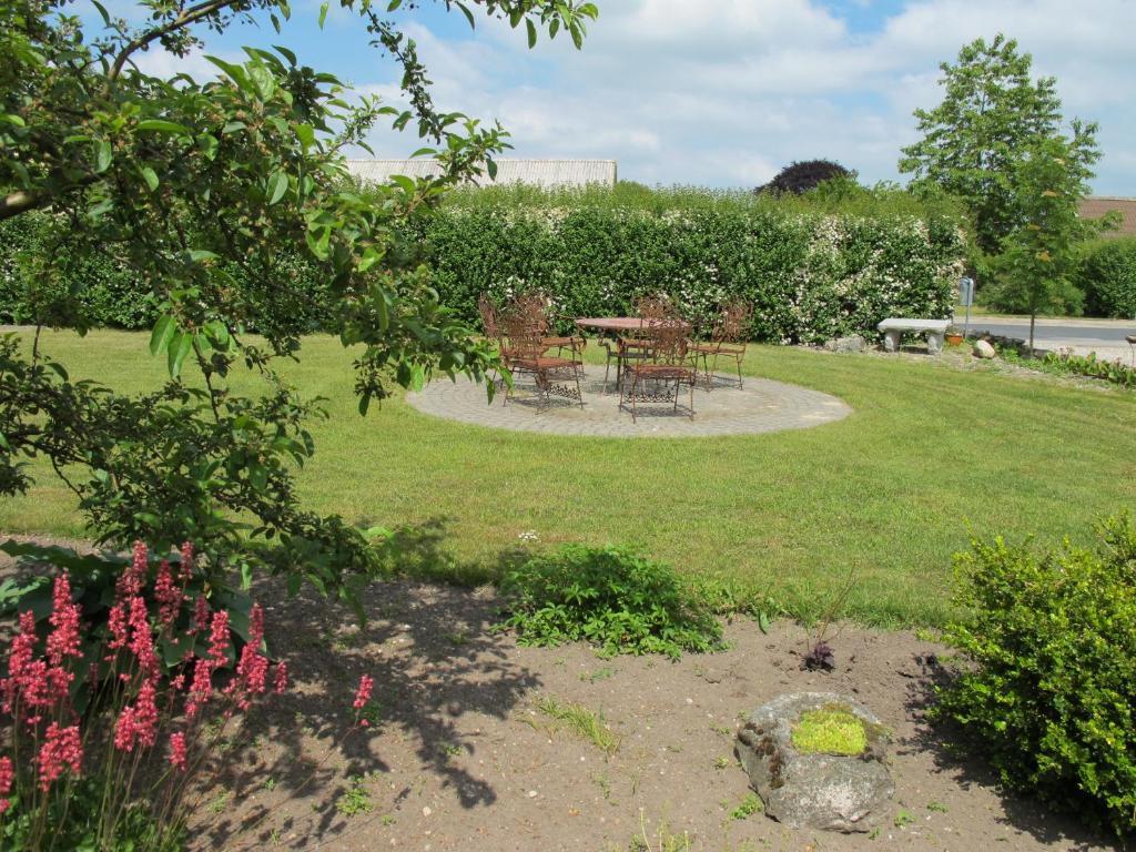 Birkende Bed And Breakfast Langeskov Номер фото